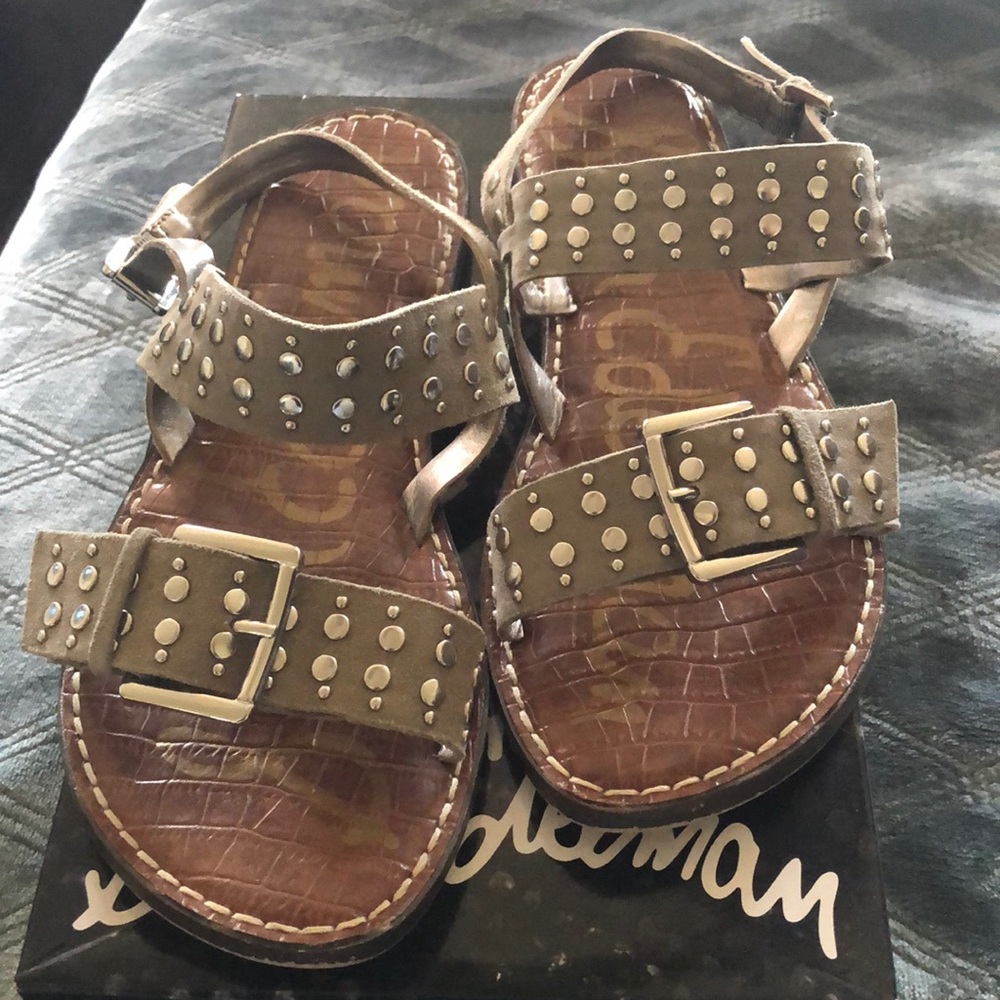 SOLD‼️Sam Edelman Studded Sandal